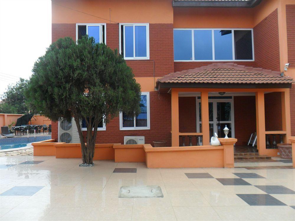 Tribeca Hotel Ghana Accra Esterno foto