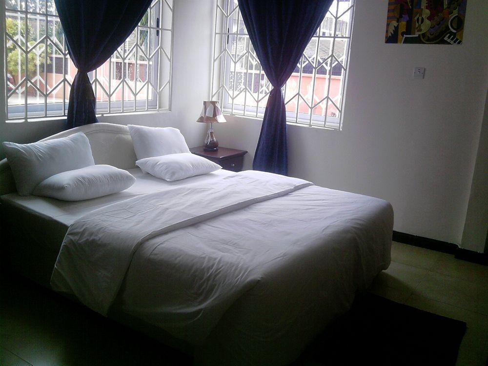 Tribeca Hotel Ghana Accra Esterno foto