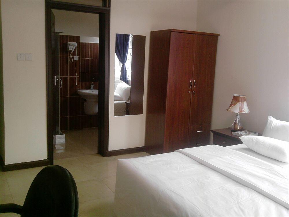 Tribeca Hotel Ghana Accra Esterno foto