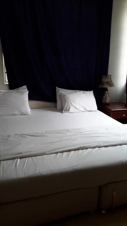 Tribeca Hotel Ghana Accra Esterno foto