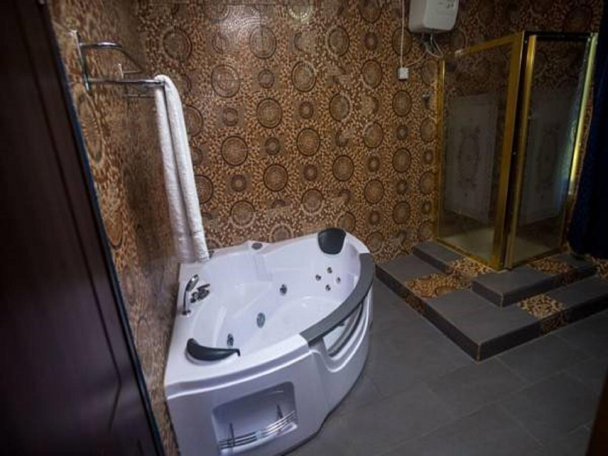 Tribeca Hotel Ghana Accra Esterno foto